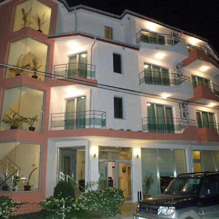 ホテル Makao Family