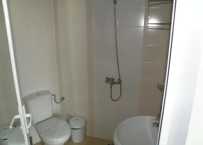 Makao Family Hotel Rawda